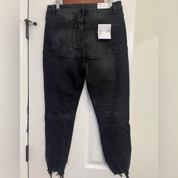 Black Vervet distressed Skinny Jeans - Picture 2 of 3